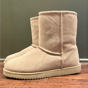 Women’s Suede and Shearling Boots Size 7 - Like New!